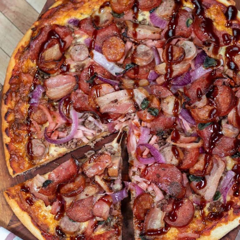 Fully Loaded Meat lover’s Weber Q Pizza Recipe
