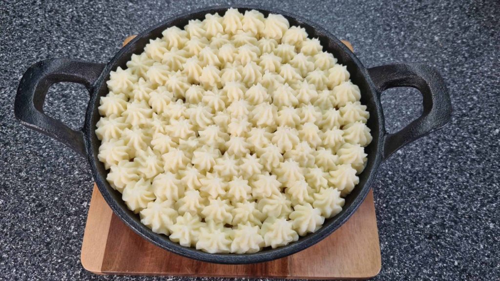 Shepherd's Pie with Mashed Potatoes