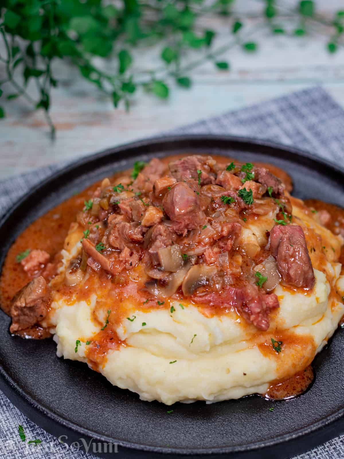 post-featured-image-for-slow-cooker-beef-casserole-recipe
