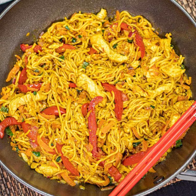 Mild Chicken Singapore Noodles Recipe Made At Home