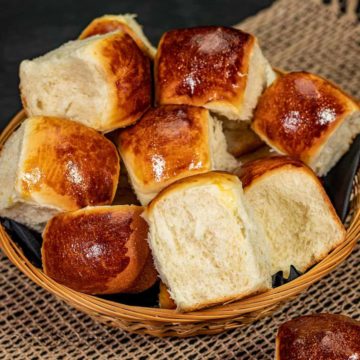 featured-image-for-perfectly-soft-homemade-mini-dinner-rolls