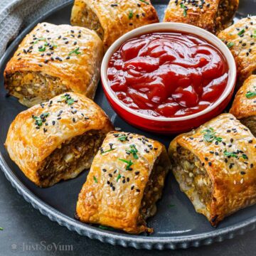 featured-image-for-spicy-lamb-and-butternut-pumpkin-sausage-rolls-recipe